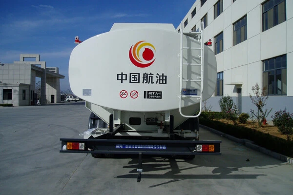 飞机加油车