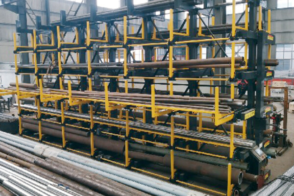 伸缩式管材货架