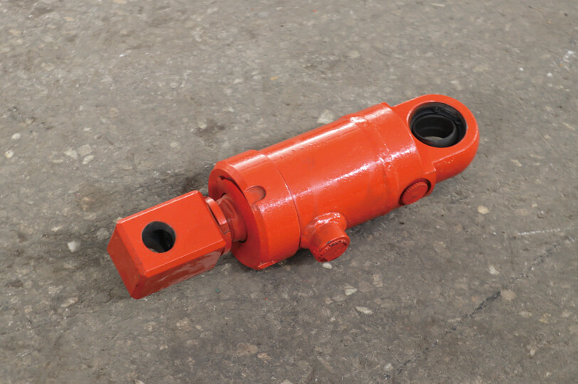 扳机压料缸双耳链接