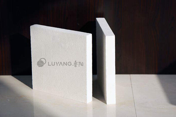 陶瓷纤维机制板