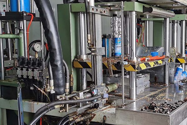 Wax Patterns Injection-.jpg