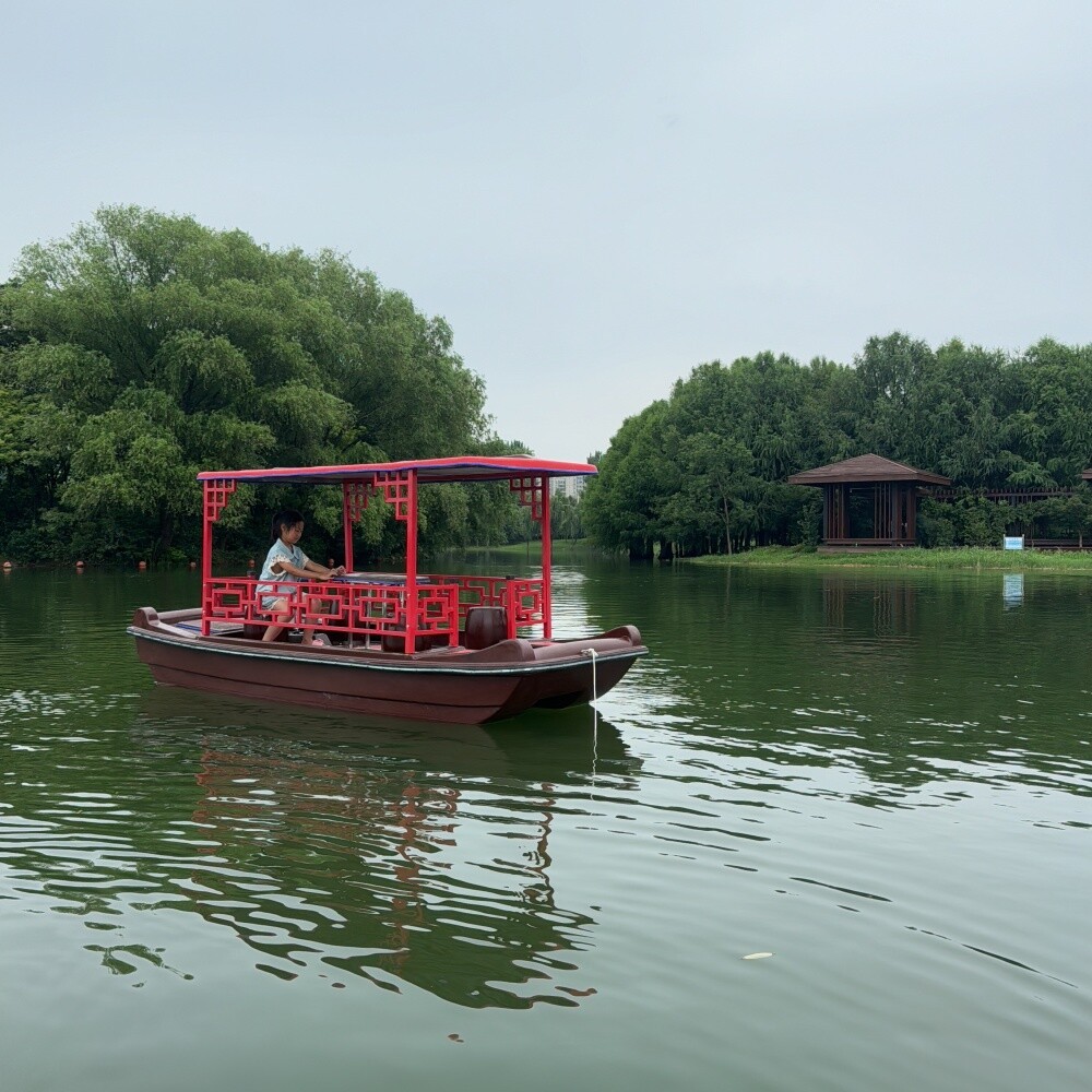 4人仿古画舫脚踏船