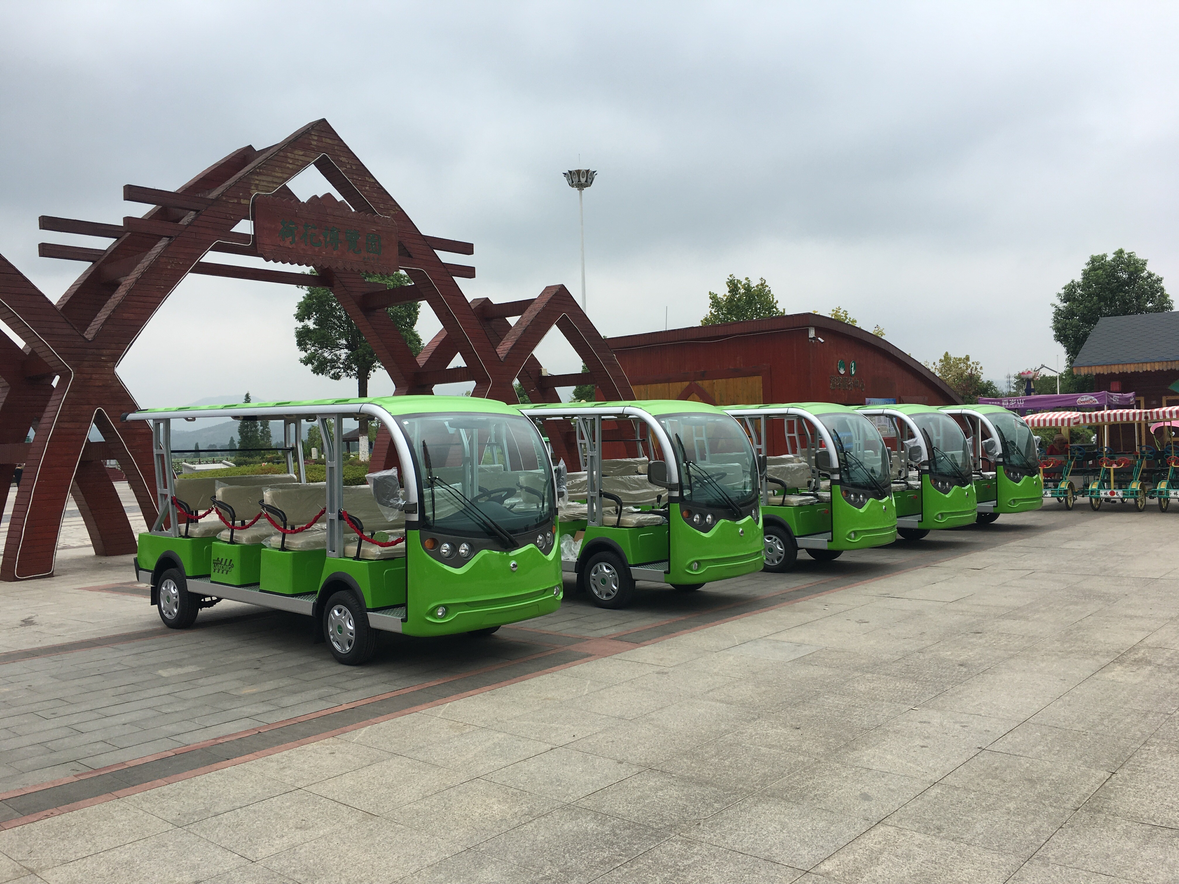 旅游观光车租赁