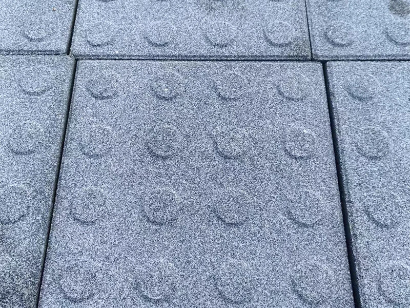 仿石透水砖