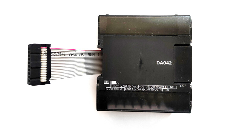 PLC模拟输出模块