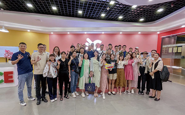 2024中国国际电商产业博览会暨印尼选品展览会（CIEIE EPSE 2024）中国江西省代表团参观