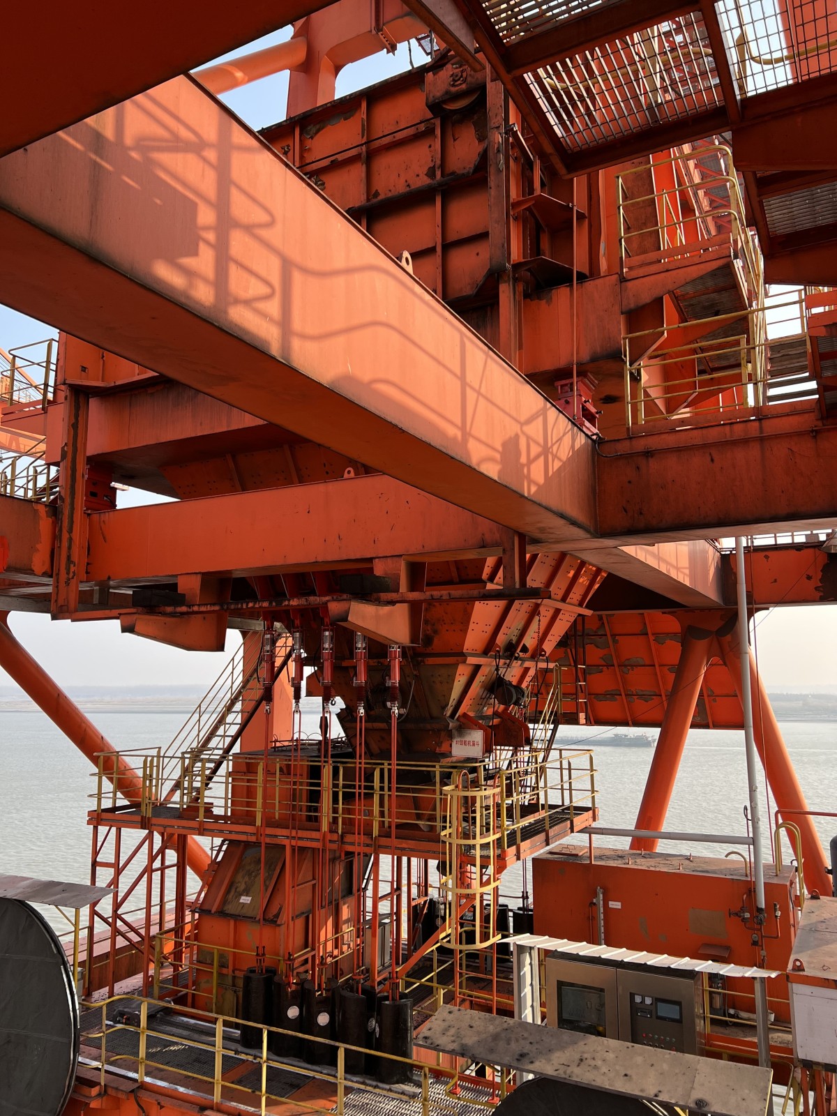 ec0ffd88b3b74fda31e24a0f507a7e3