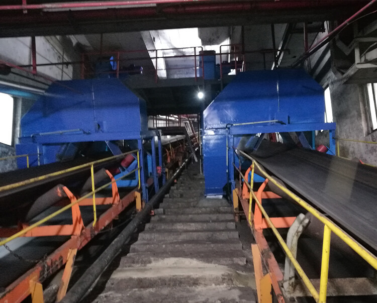 皮带中部采样机3