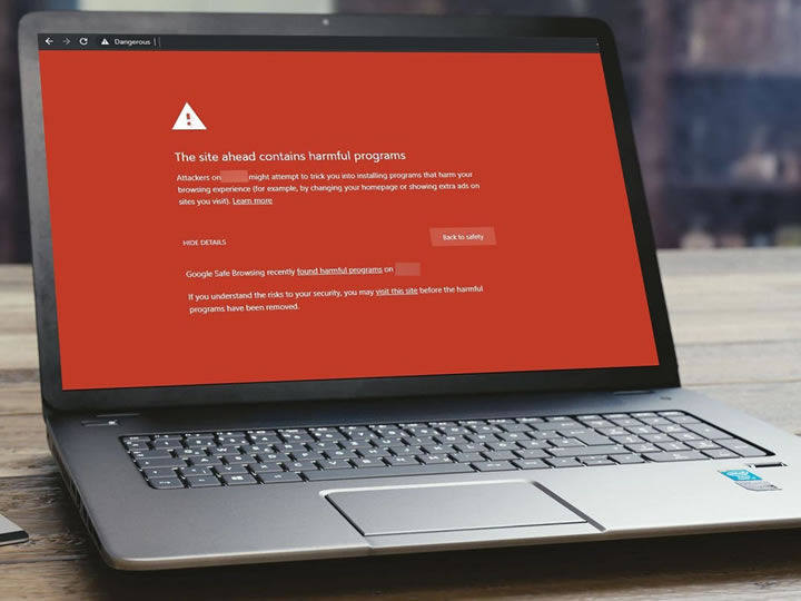 ウェブサイトにアクセスすると、