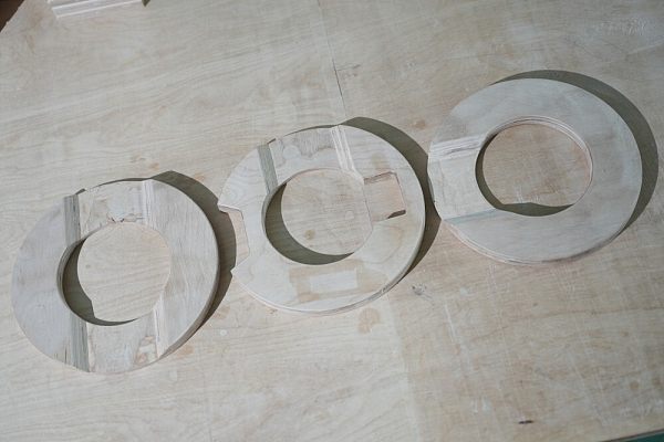 2. 电工层压木成型件_2.3 阶梯垫块 (2)