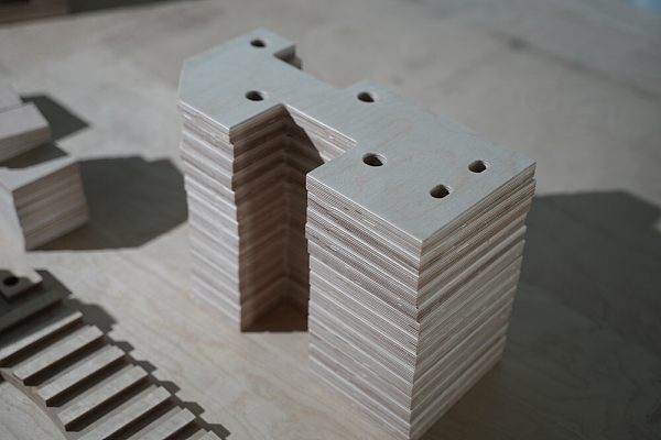 2. 电工层压木成型件_2.3 阶梯垫块 (4)