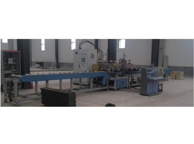 工程机械刀角板热处理调质生产线