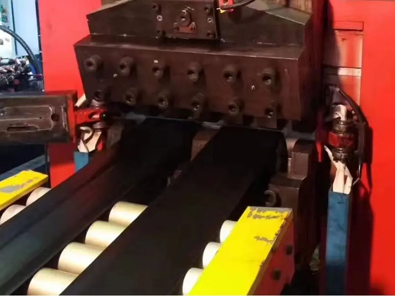 销钉冷喂料挤出机