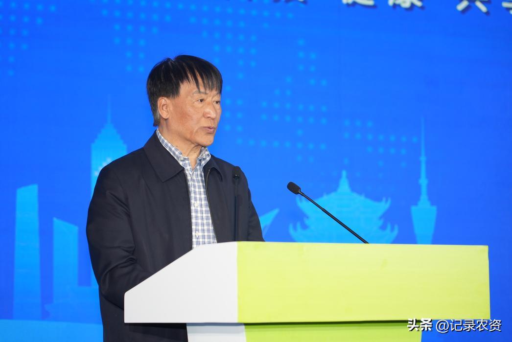 ebb04cee310349ba88a18484b5516933~tplv-tt-origin-web:gif.jpeg?_iz=58558&from=article.pc_detail&lk3s=953192f4&x-expires=1745657433&x-signature=p4CksV5n9MOYaeDFQc1vaF%2FxCPQ%3D