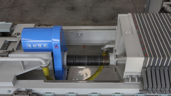 压滤机自动锁紧装置