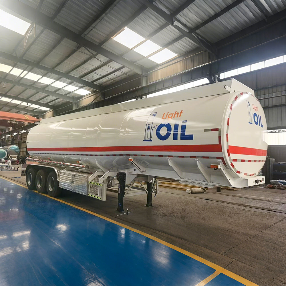 3 Axle 42000L Aluminum Fuel Tank Semi-Trailer