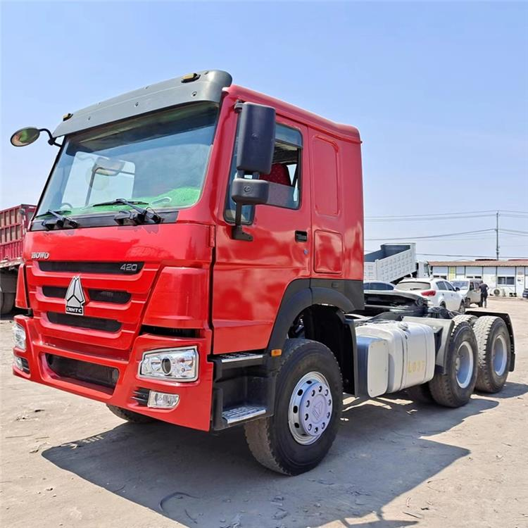 Used Sinotruk 6x4 Howo 420HP Tractor Truck