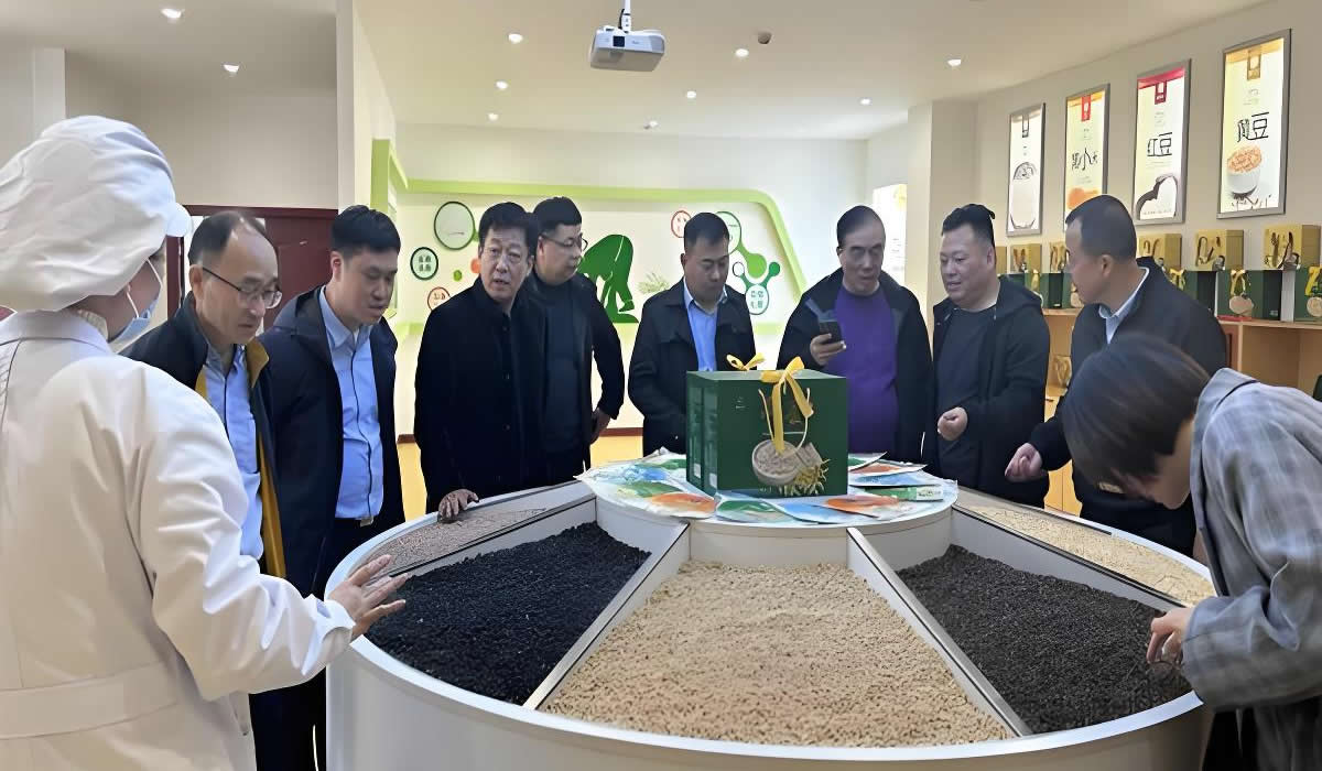 嘉兴市农创客考察团赴白城市考察