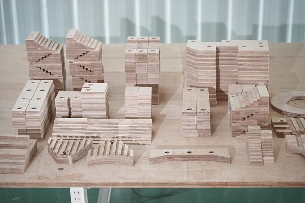 2. Electrical Laminated Wood Components_2.3 Stair Pads (1)