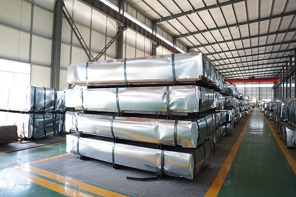 4-7-3, imagen de apilamiento de empaque de teja ondulada de zinc-aluminio