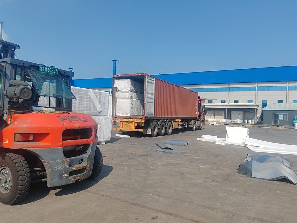 2-7-3، لوح صخري في خزانة