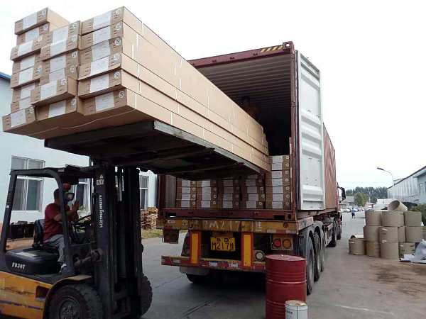 4-7-3، ألواح زخرفة الجدران الخارجية في الخزانة