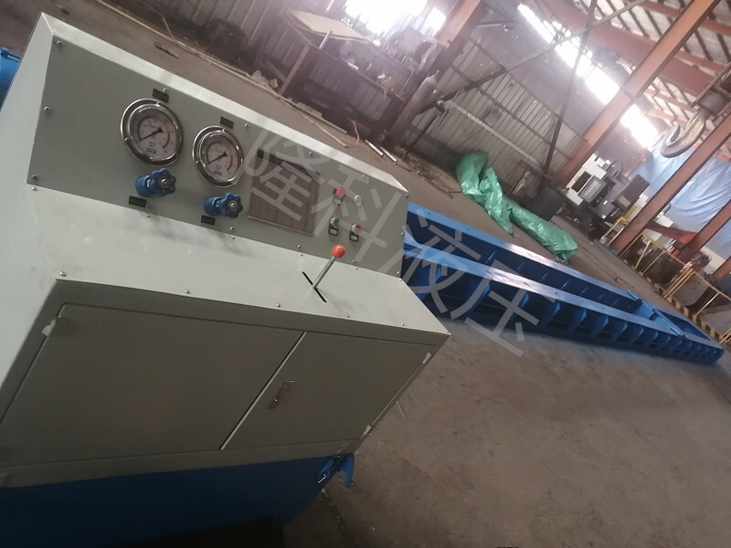 200吨震击器测试架