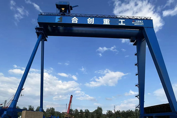 造船门式起重机