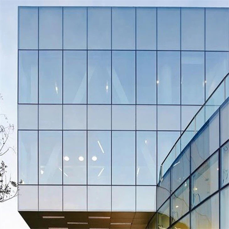 Balanced Aesthetics Semi-Exposed Glass Curtain Wall