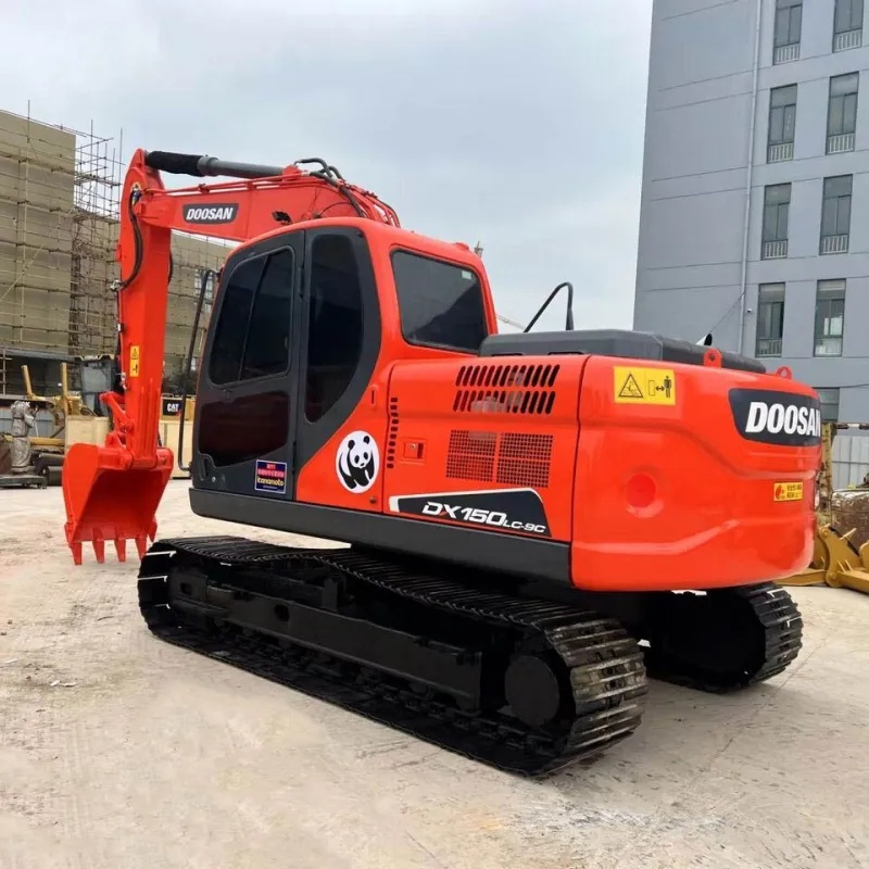 Pelle excavatrice Doosan DX150 d'occasion