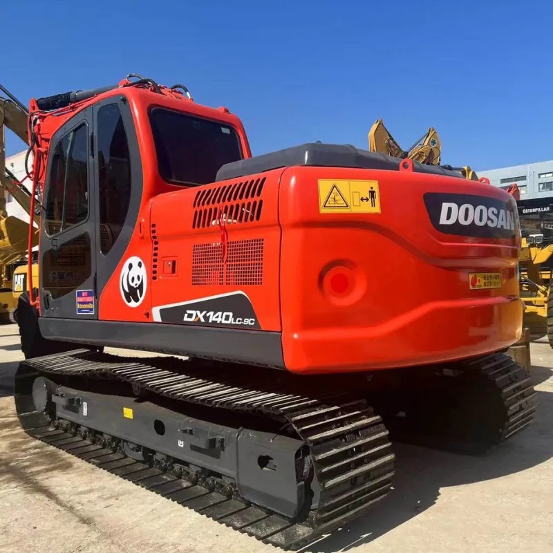 Excavadora Doosan DX140 usada