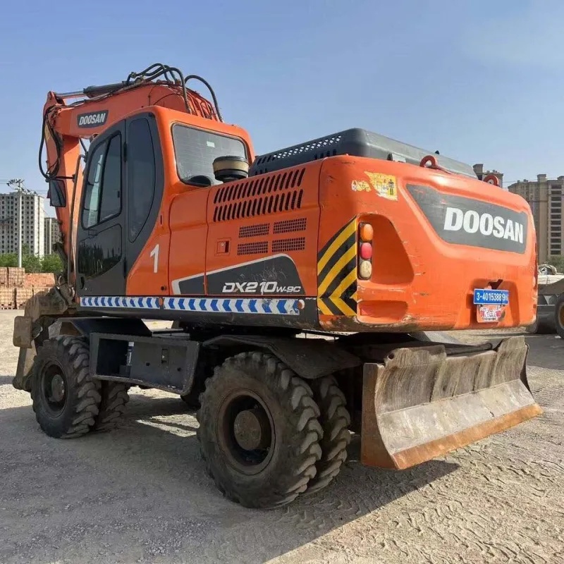 Escavadora Usada Doosan DX210W
