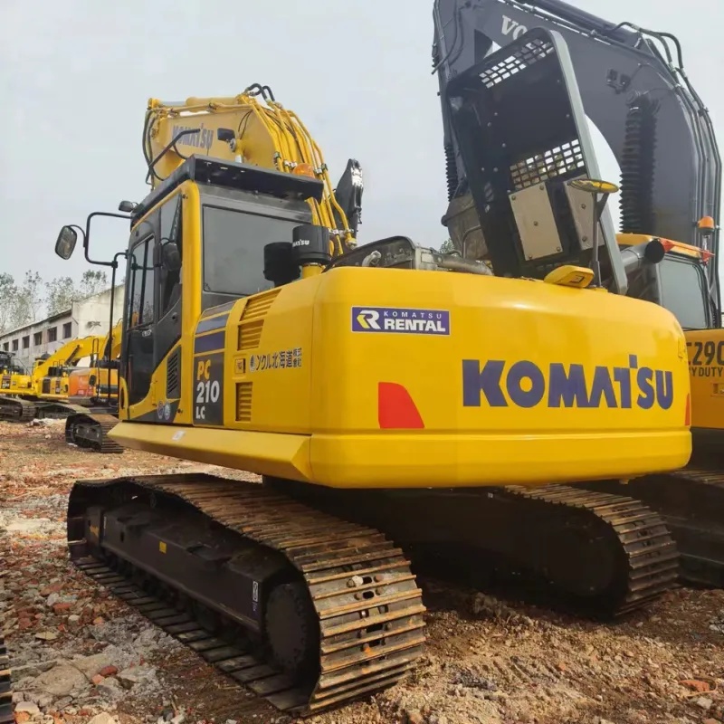 Escavadora Komatsu PC210 Usada