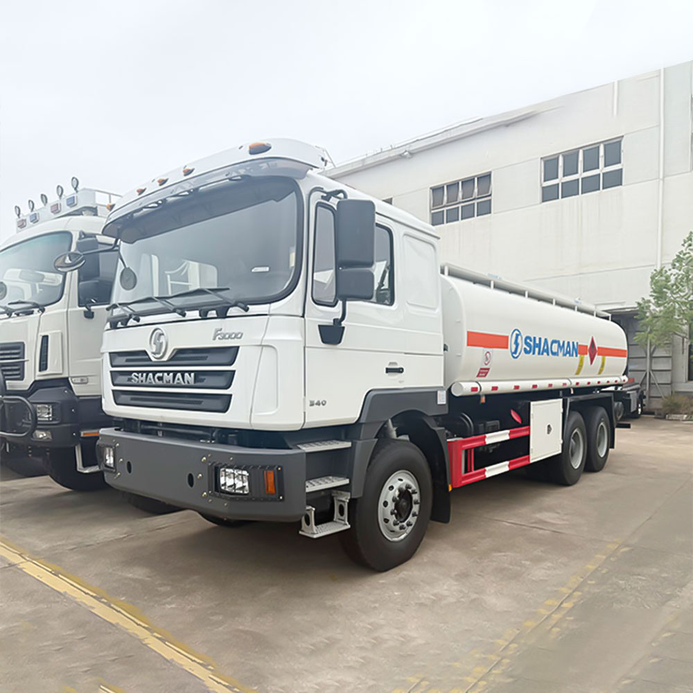 شاحنة صهريج وقود شاكمان F3000 6x4