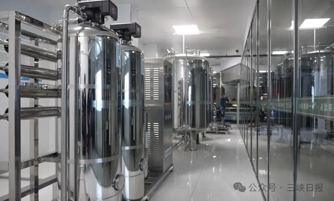 640 宜昌5小区率先实现“管道直饮水入户”