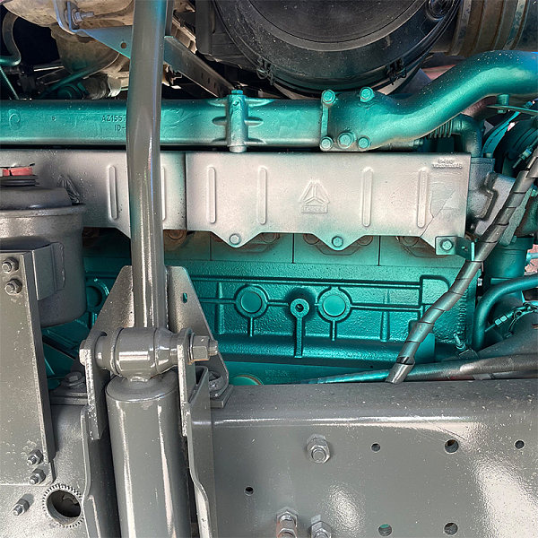 蓝色豪沃U型斗详情7