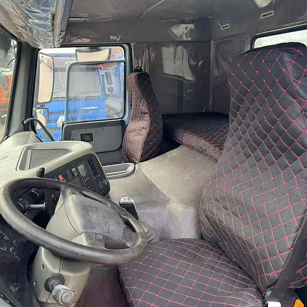 豪沃牵引浅蓝色详情1