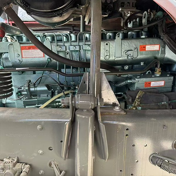 豪沃牵引浅蓝色详情4