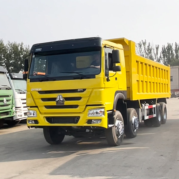 豪沃8x4自卸黄色详情5