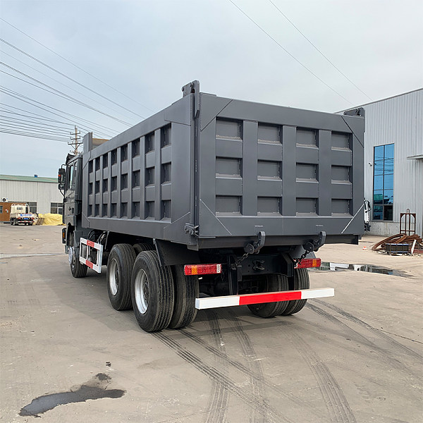 陕汽6x4自卸黑色详情7