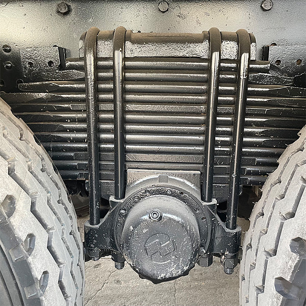 陕汽洒水白色详情7