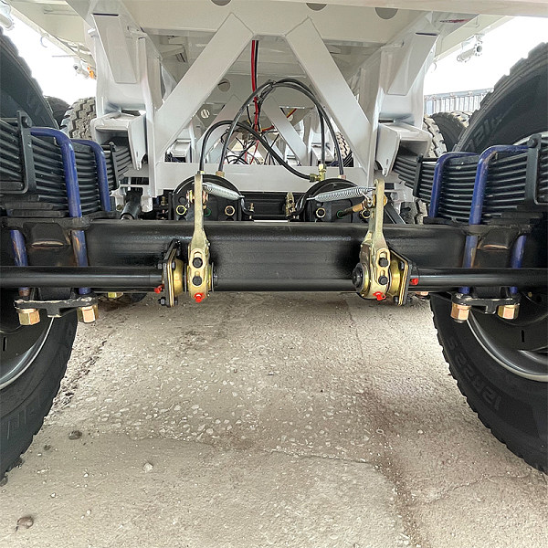 4轴平板挂车白色照详情4