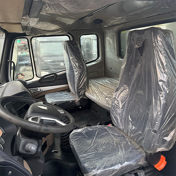 豪瀚白色8x4详情9