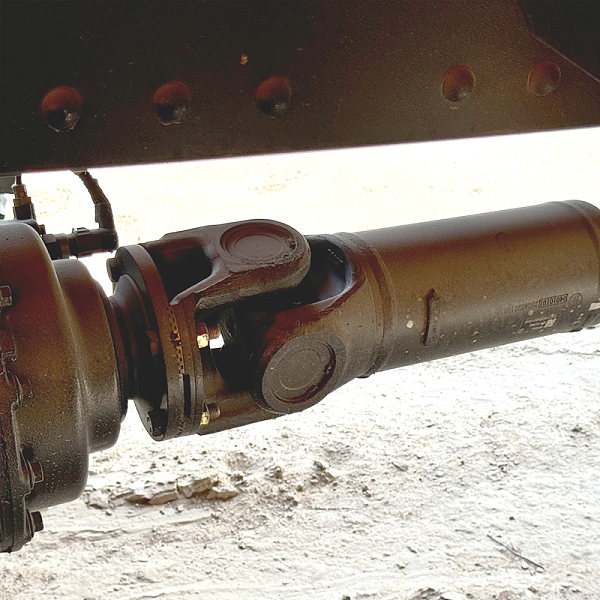 陕汽6x6自卸黄色详情3