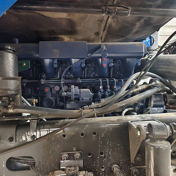 陕汽X3000牵引蓝色详情7