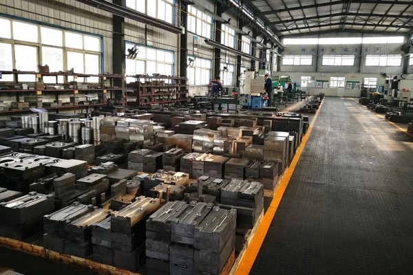 Кузнечно-инструментальный цех Кузнечно-инструментальный цех