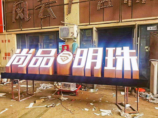 e89779e080d70d7e8385f76bdf4d1d4