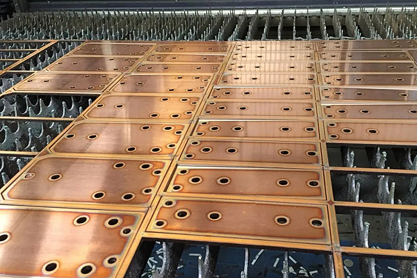 Corte de cobre por láser