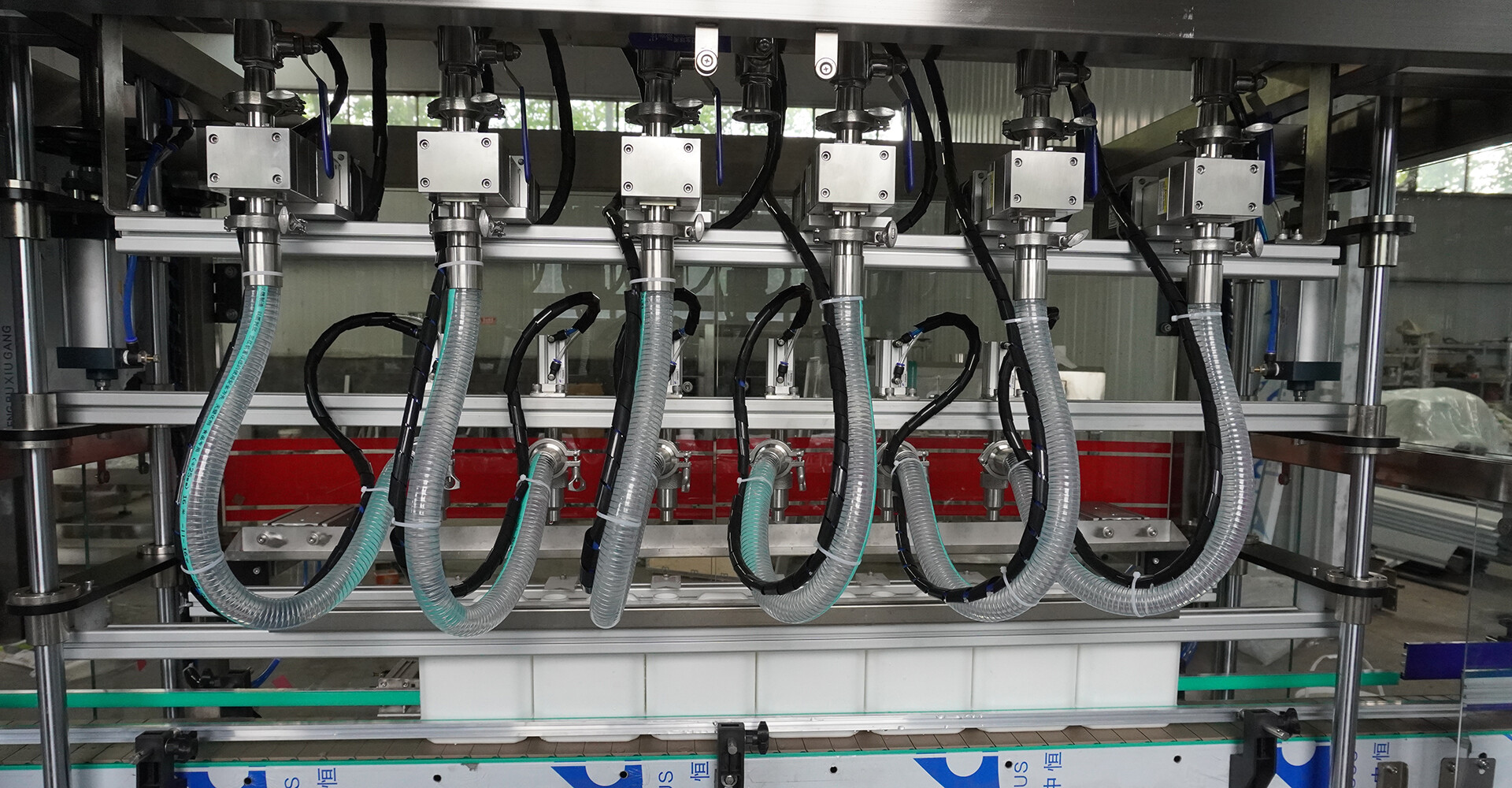 液体肥行业标准趋严，对灌装设备的材质与精度提出新要求