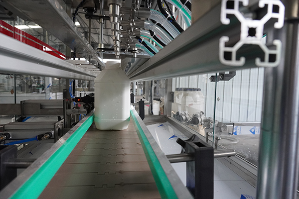 日化与液体肥灌装：安全、防腐与智能化是关键